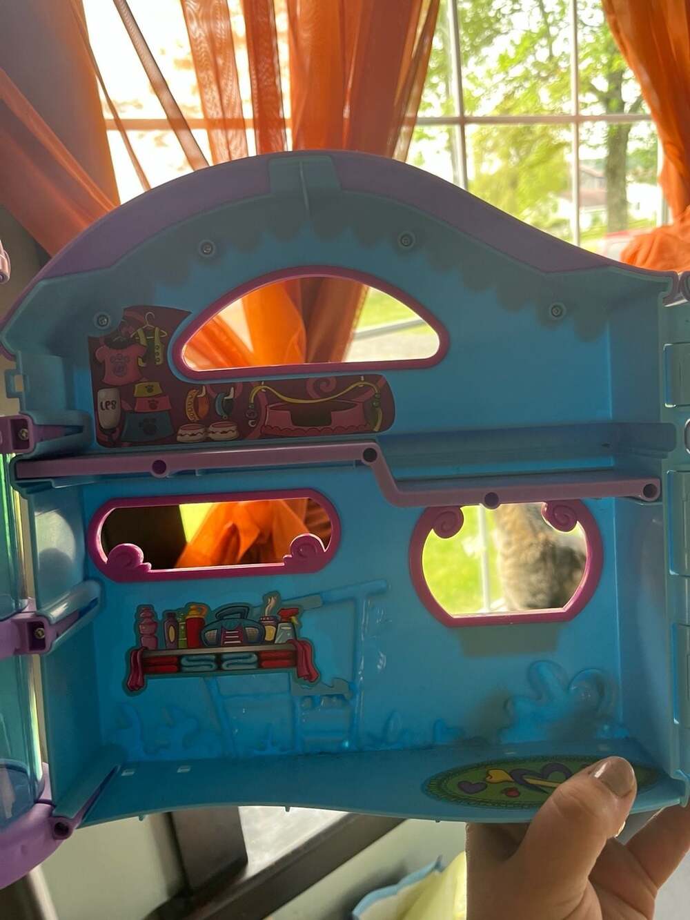 Littlest Pet Shop LPS Pet Shop Playset - Picture 3 of 4
